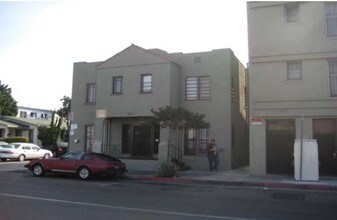 2853-2861 E Florence Ave in Huntington Park, CA - Building Photo - Building Photo