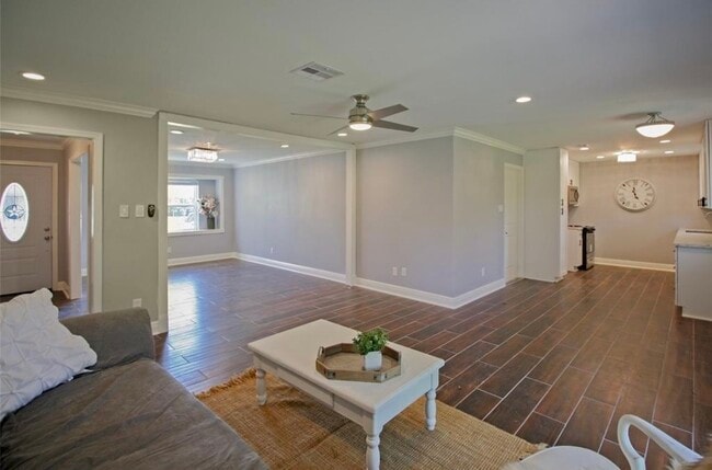 property at 6002 Duxbury St