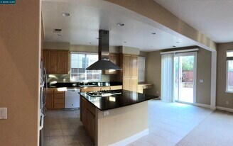 852 Bandol Way in San Ramon, CA - Building Photo