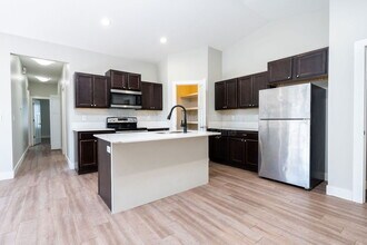 3412 E Aster St in Derby, KS - Building Photo - Building Photo