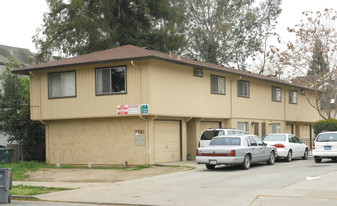 7561 Rosanna St Apartments