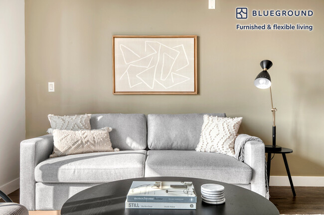 5500 Klump Ave in Los Angeles, CA - Building Photo - Building Photo