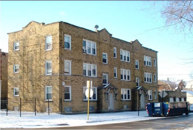 5035-5045 W Palmer St in Chicago, IL - Building Photo - Building Photo