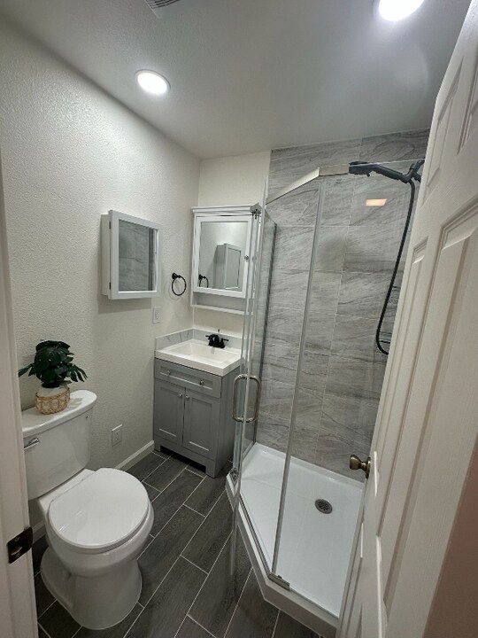 3903 Manzanita Ct in Concord, CA - Building Photo