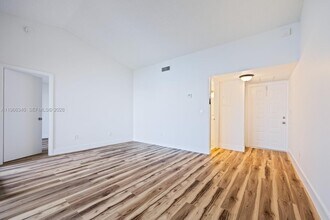 889 Hamilton Dr in Homestead, FL - Building Photo - Building Photo