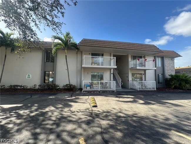property at 1830 Maravilla Ave