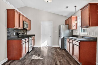 130 Woodbury Farm Dr in Jacksonville, NC - Building Photo - Building Photo