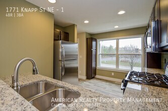 1771 Knapp St NE in Grand Rapids, MI - Building Photo - Building Photo