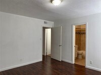 6201 Ranchester Dr photo'