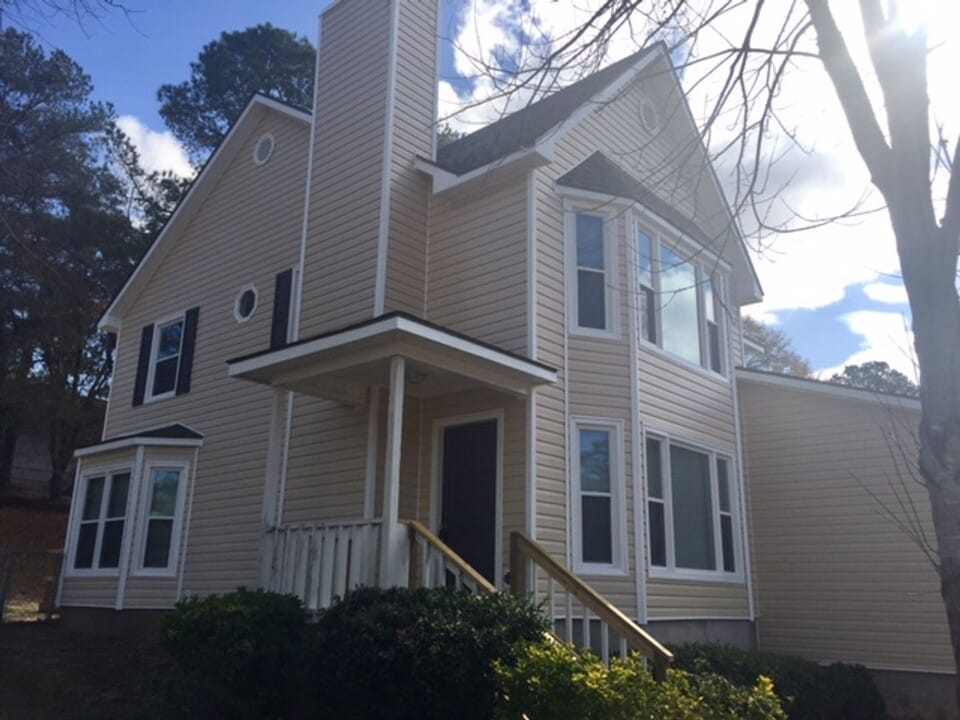 308 Chickasaw Rd in Enterprise, AL - Foto de edificio
