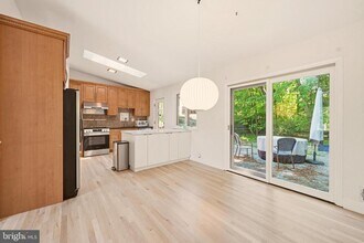 8400 Thornden Terrace in Bethesda, MD - Building Photo - Building Photo