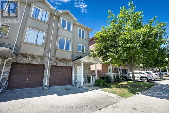 3059 Finch Ave W in Toronto, ON - Building Photo - Building Photo