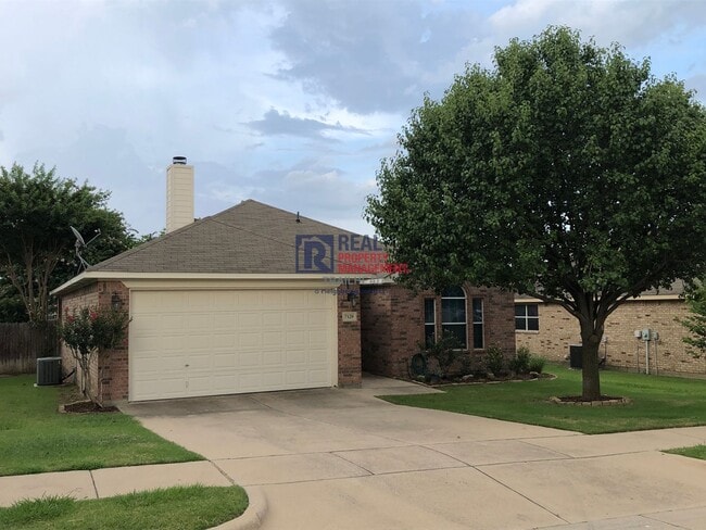 7129 Stewart Ln in Benbrook, TX - Building Photo - Building Photo