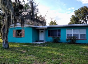 3300 St Johns Ave in Palatka, FL - Building Photo
