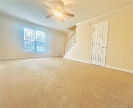 3332 Kenmont Ln in Hope Mills, NC - Building Photo - Building Photo