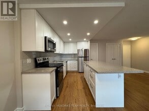 610 Lake St in St Catharines, ON - Building Photo - Building Photo