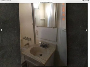 10381 N Meads Ave in Orange, CA - Foto de edificio - Building Photo