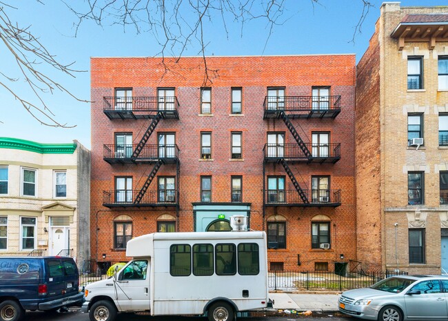 330 East 22nd Street in Brooklyn, NY - Building Photo - Building Photo