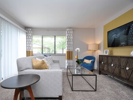 Springbrook Flats in Grand Rapids, MI - Building Photo