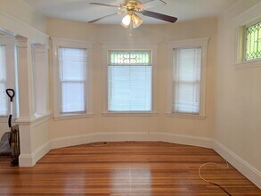 19 Leonard St, Unit 1 in Somerville, MA - Building Photo - Building Photo