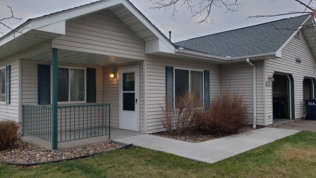 Cottages of Spring Valley in Spring Valley, WI - Building Photo - Building Photo