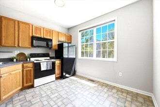 248 Roosevelt Ave in Downingtown, PA - Building Photo - Building Photo