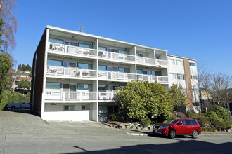 Bel-air Apartments in Seattle, WA - Building Photo - Building Photo