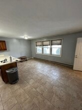 3 Hinman St in Sturbridge, MA - Building Photo - Building Photo