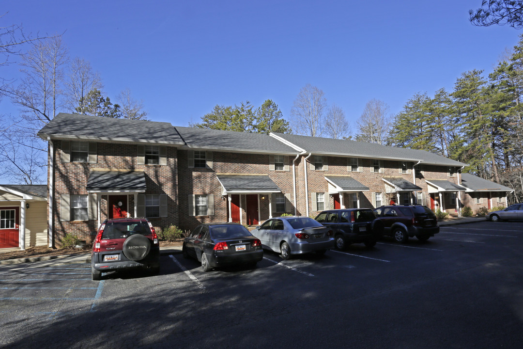 Pickens Apartments in Pickens, SC - Building Photo