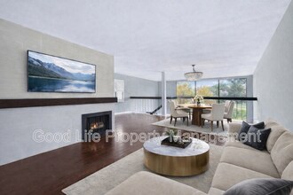 2564 Navarra Dr in Carlsbad, CA - Foto de edificio - Building Photo