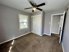 417 Charles in Hutchinson, KS - Building Photo - Building Photo