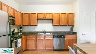 625 E Stassney Ln in Austin, TX - Building Photo - Building Photo