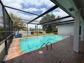 11921 NW 31st Pl in Sunrise, FL - Building Photo - Building Photo