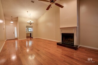 50 Summer Oaks Dr in Daphne, AL - Building Photo - Building Photo