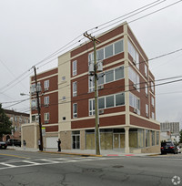 182-186 Anderson Ave in Fairview, NJ - Foto de edificio - Building Photo