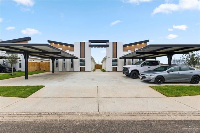 property at 10 N Alexandrite Ave