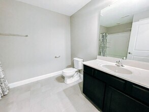 105 Rhythm Point Dr in St. Peters, MO - Building Photo - Building Photo