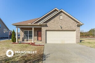 2015 Lincoln Rd in Spring Hill, TN - Building Photo