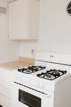 533 Maple Square in Wayzata, MN - Building Photo - Building Photo