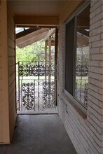 1912 Ridgemont Dr in Austin, TX - Foto de edificio - Building Photo