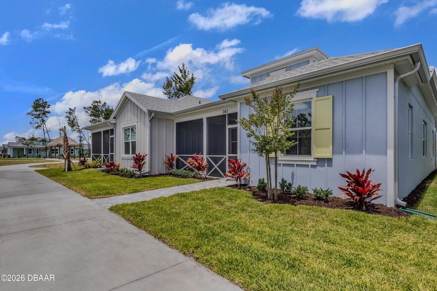 243 Hang Loose Wy in Daytona Beach, FL - Building Photo