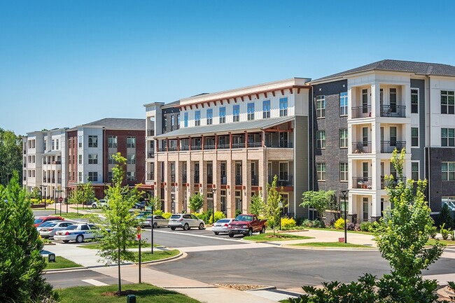 Briley in Matthews, NC - Foto de edificio - Building Photo