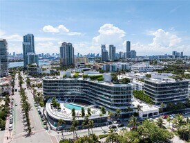 1 Collins Ave in Miami Beach, FL - Building Photo