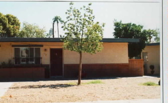 Hacienda Del Rio Apartments