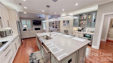 3112 Ethereal Ln in Charlotte, NC - Building Photo - Building Photo