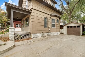 108 E 37th St in Minneapolis, MN - Building Photo - Building Photo