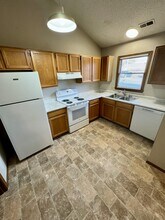 1901 E 23rd St, Unit 2 in Lawrence, KS - Building Photo - Building Photo