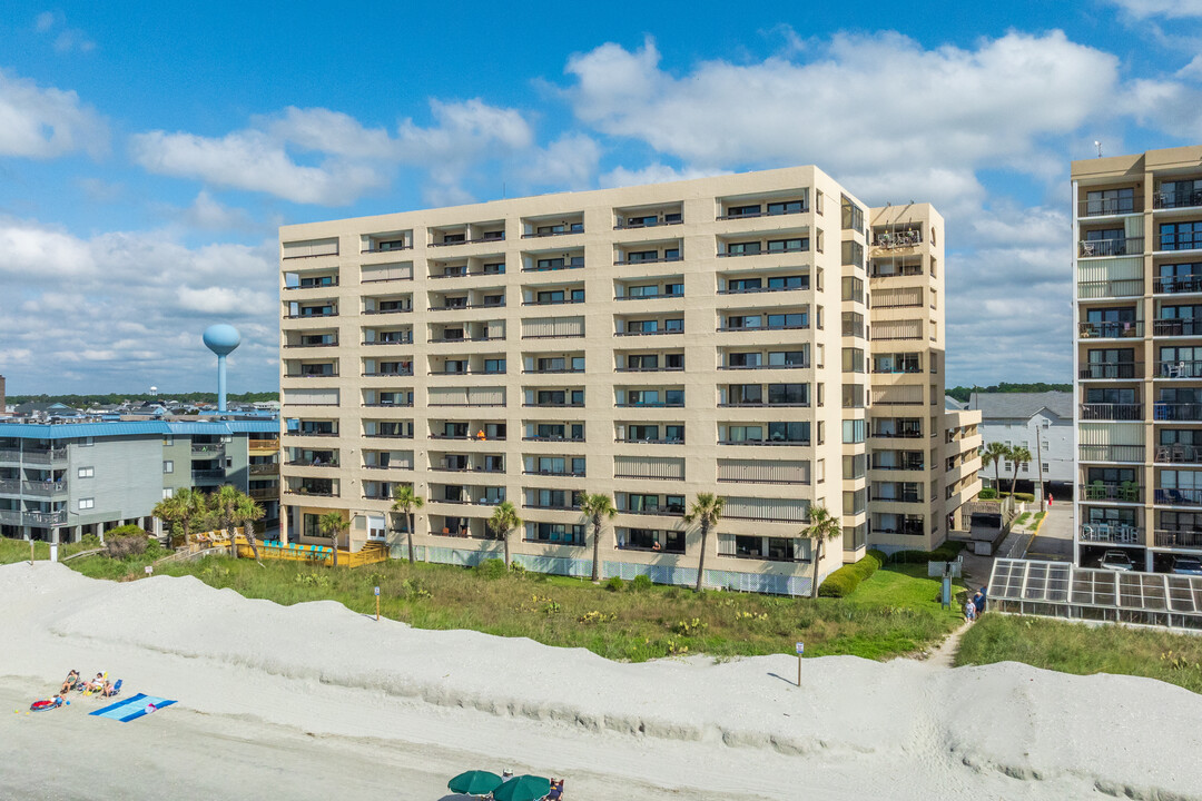 Sea Point Condominiums in North Myrtle Beach, SC - Building Photo