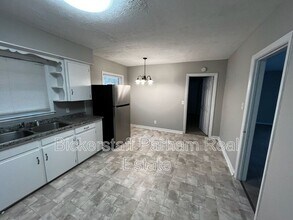1077 Dunbar Ave in Columbus, GA - Building Photo - Building Photo