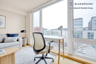 708 6th Ave N-Unit -FL5-ID308 in Seattle, WA - Foto de edificio - Building Photo